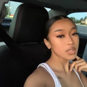 Meet your Posher, Ysabela